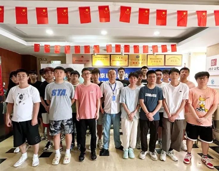 近期結(jié)班留影 | 百尺竿頭，更進(jìn)一步，加